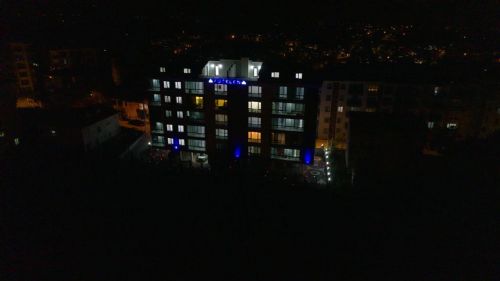 YÜCELEN ARAS EVLER